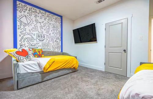 Memphis Casa | 9 Mins to Downtown- Family Pet Friendly Haus in Midtown