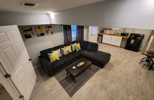 Church Street Casa | 9 minutes from Atlanta Airport, 8 minutes from the marketplace