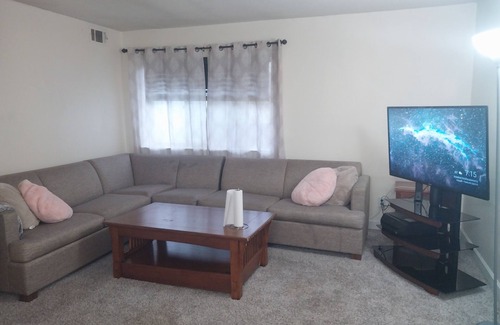 St. Andrews Apartamento | 9 mnt arme schools 5 mnt to the zoo 10 mnt downtown 10 minute of university