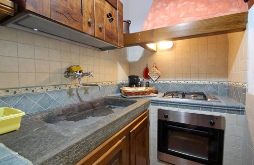 Camaiore Casa | Vacation Home en Camaiore con 5 habitaciones, capacidad 9