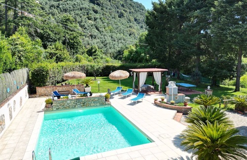Camaiore Casa | Vacation Home en Camaiore con 5 habitaciones, capacidad 9