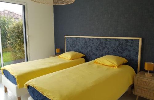 Bouguenais Casa | 9 pers 160 M² +jardin- 10mn Nantes -30mn mer