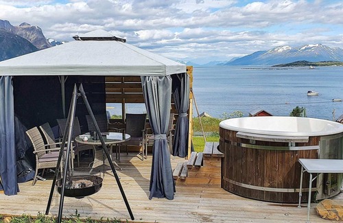Lyngen Casa | 9 personas casa en Lyngseidet