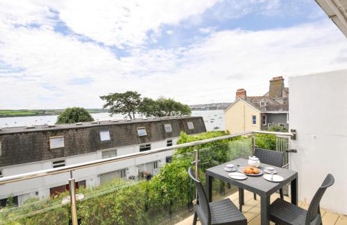 Rock Casa | 9 Slipway Cottages