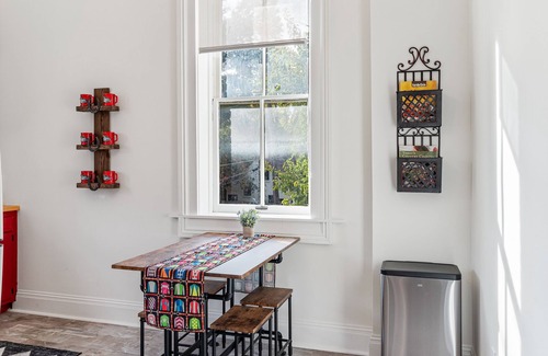 Old Louisville Apartamento | 90 Days - Bring Dog - Walk Score 84