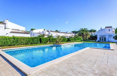 Pals Otro | 90 m² Alojamiento ∙ 3 habitaciones ∙ 6 huéspedes