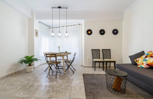 Centro Apartamento | 90 m² Apartamento ∙ 3 habitaciones ∙ 7 personas