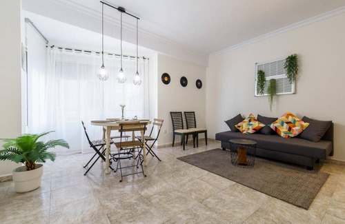 Centro Apartamento | 90 m² Apartamento ∙ 3 habitaciones ∙ 7 personas