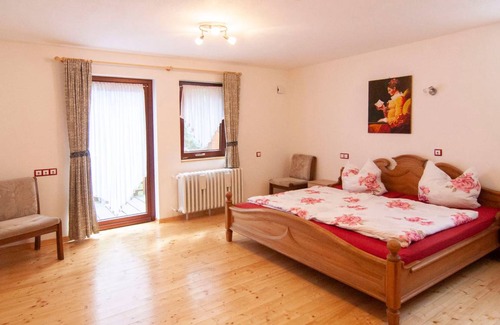 Trarbach Apartamento | 90 m² Apartamento ∙ 1 habitación ∙ 6 huéspedes
