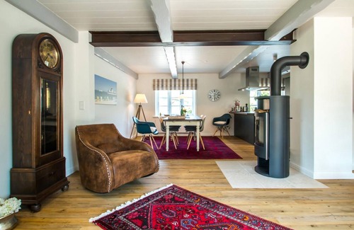 Oldsum Apartamento | 90 m² Apartamento ∙ 2 habitaciones ∙ 5 huéspedes
