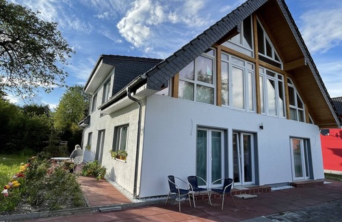 Lindenberg Apartamento | 90 m2 family apartment in a new villa 16km from Berlin center with up to 3 beds