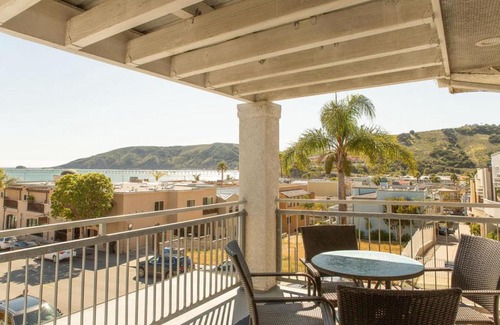 Avila Beach Casa | 90 San Luis Street Unit C