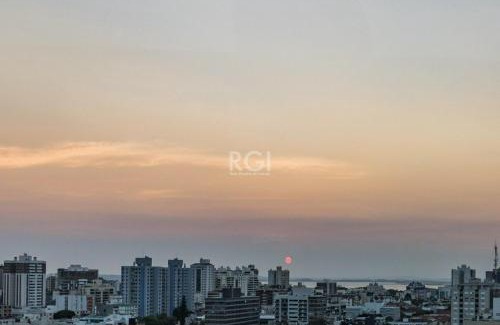 Azenha Apartamento | 905 A sua casa em Porto Alegre na região central da cidade