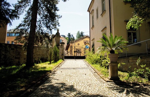 Dohma Apartamento | 90qm Luxus Apartment im Schloss Cotta