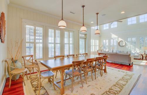 Isle of Palms Casa | 913 Carolina Boulevard by AvantStay Private Pool Ocean View Rooftop