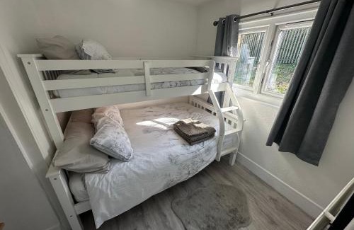 Bont Newydd Chalet De Esquí | 92 Lake View