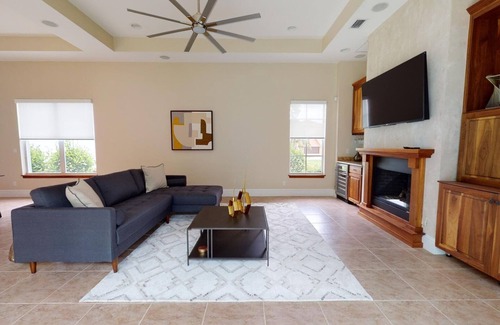 Vineyards Casa | 9242 Vanderbilt Beach Single Family Home
