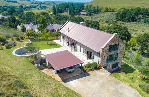Dullstroom Villa | 93 Hillcrest