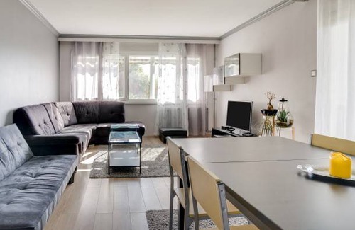 Quartier Grieu-Vallon Suisse-Saint-Hilaire Apartamento | 93 m² Apartment ∙ 3 bedrooms ∙ 4 guests