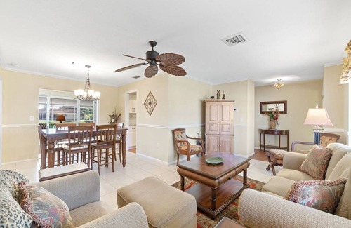 Venice Gardens Casa | 9434LAKESIDEVIMH - Lakeside House