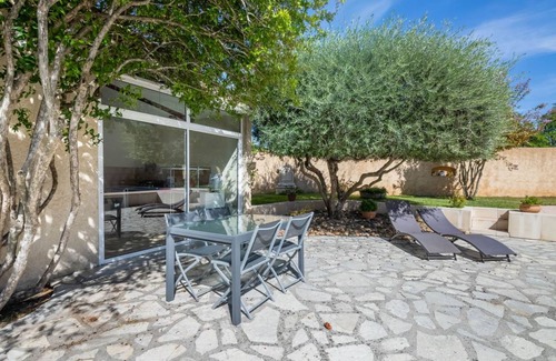 Noves Otro | 95 m² Alojamiento ∙ 2 habitaciones ∙ 4 huéspedes