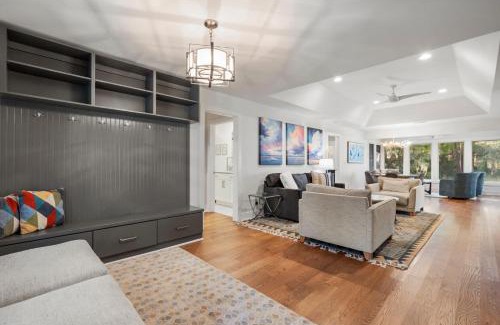 West Beach Casa | 96 Inlet Cove Cottage by Akers Ellis Rentals