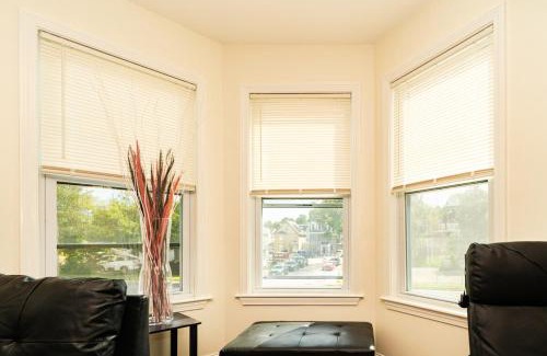 Neponset - Port Norfolk Apartamento | 988 - 2 4BR Boston Cozy Getaway near Geneva Cliffs