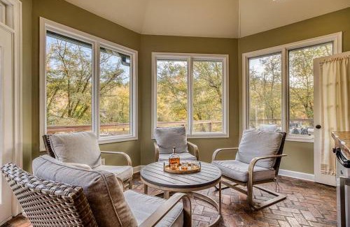 Mineral Bluff Casa | 9BDRM Toccoa River Estate with Pool and Games