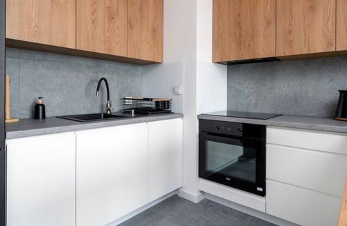 Baluty Apartamento | 9th Floor Manufaktura Suite - Parking, Balcony - by Rentujemy