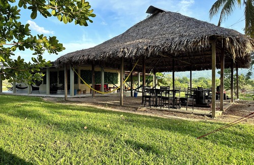Palenque Casa | A 10 minutos de palenque, ideal para descansar con vista a las ruinas,