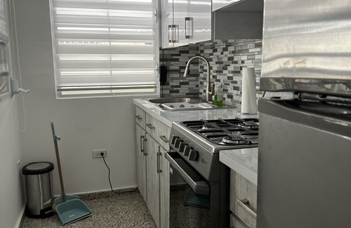 Hoyo Mulas Apartamento | A 10 minutos del aeropuerto! Hermoso apartamento. Cerca de lugares de interes