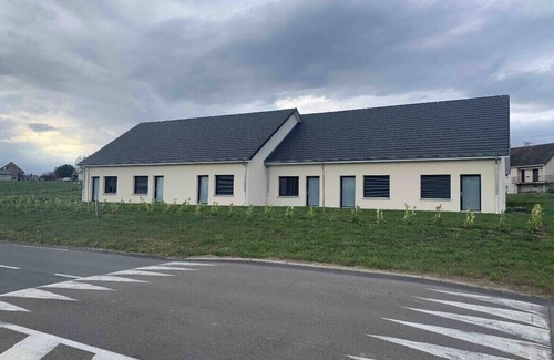 Bourbon-Lancy Apartamento | A 15min du Parc D'attractions Le Pal ! Studio Meublé Résidence Neuve Plain Pied
