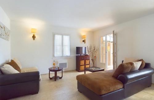 Saint-Clement-des-Baleines Casa | A 180m du bord de mer, maison pour 11