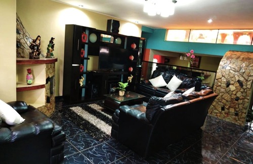El Tambo Casa | A 2 minutos de Real Plaza, Frente a Zoológico Cerrito de la Libertad! Casa Ideal