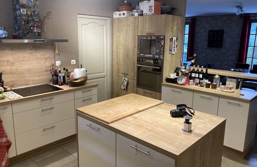 Bagnols-en-Foret Villa | A 30 mn des Plages, Villa Avec Piscine et Terrasse. Animaux Acceptés !