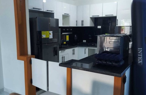 Santo Domingo Casa | !A 5 minutos del Aeropuerto! condominio familiar