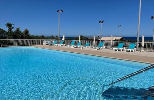 Prunete Apartamento | A 5 mn à pied de la mer, piscine ,tennis, paillote