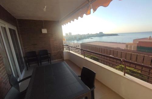 L'Albufereta Apartamento | A 50 metros del mar y en 2 paradas de bus estas en el centro de Alicante