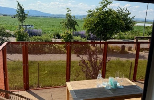 Meistratzheim Apartamento | A 8 Minutes D'obernai : Havre de Paix Avec Terrasse et Parking Privatif