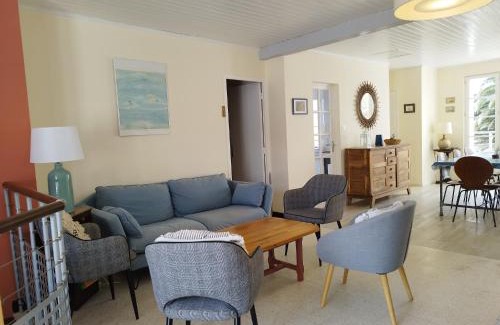 Saint-Georges-d'Oleron Casa | A 80m de la plage de Plaisance pour 8 personnes