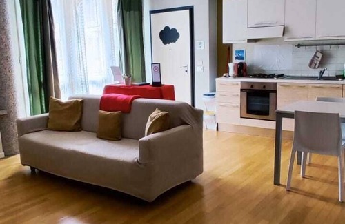 Somma Lombardo Casa | A&A Court