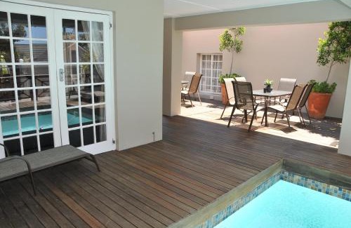 Port Elizabeth Casa | A&A Guesthouse