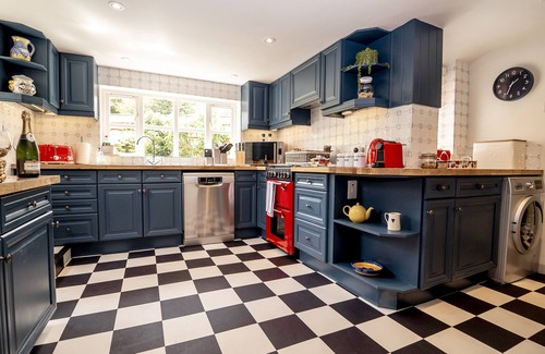 Sherborne Cabaña | A babbacombe & sherborne that sleeps 6 guests in 3 bedrooms