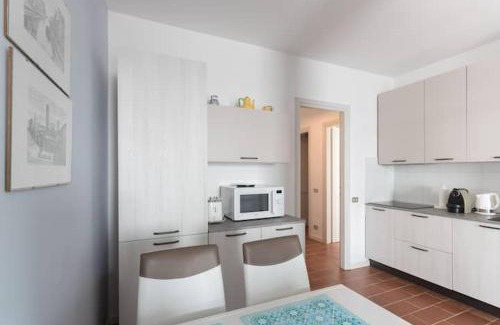 Belgirate Apartamento | A Balcony on Lake Maggiore