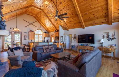 Boone Casa | A Bears Eye View
