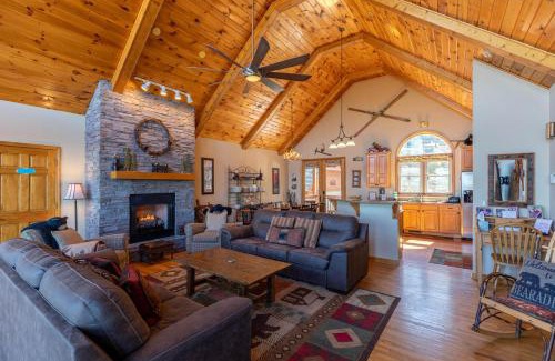 Boone Casa | A Bears Eye View