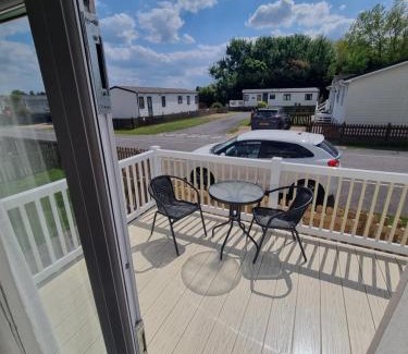 Burnham-on-Sea Otro | A beautiful 4 birth - 714 Unity Beach Holiday Resort Unity 2 pets stay free
