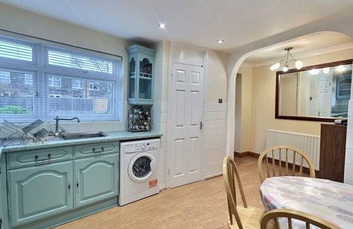 Epsom Casa | A Beautiful London Accommodation in a Quiet Area