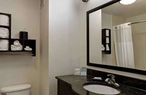 Woodstock Casa | A Beautiful and Excellent Place to Unwind! W/ Gym