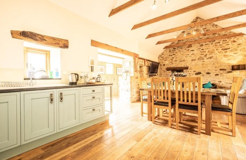 Crymych Casa | A beautiful barn conversion nestled amongst the hills..